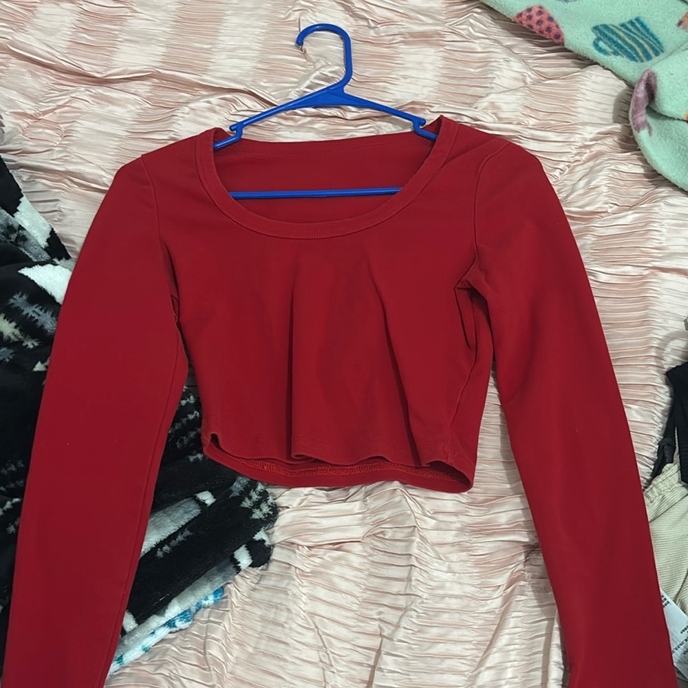 Red crop top size small